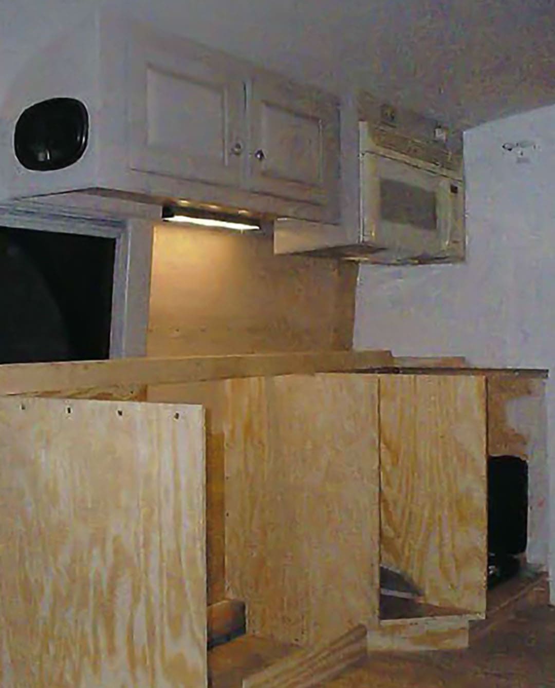 Kitchen overheads completed and the base cabinet frame in place