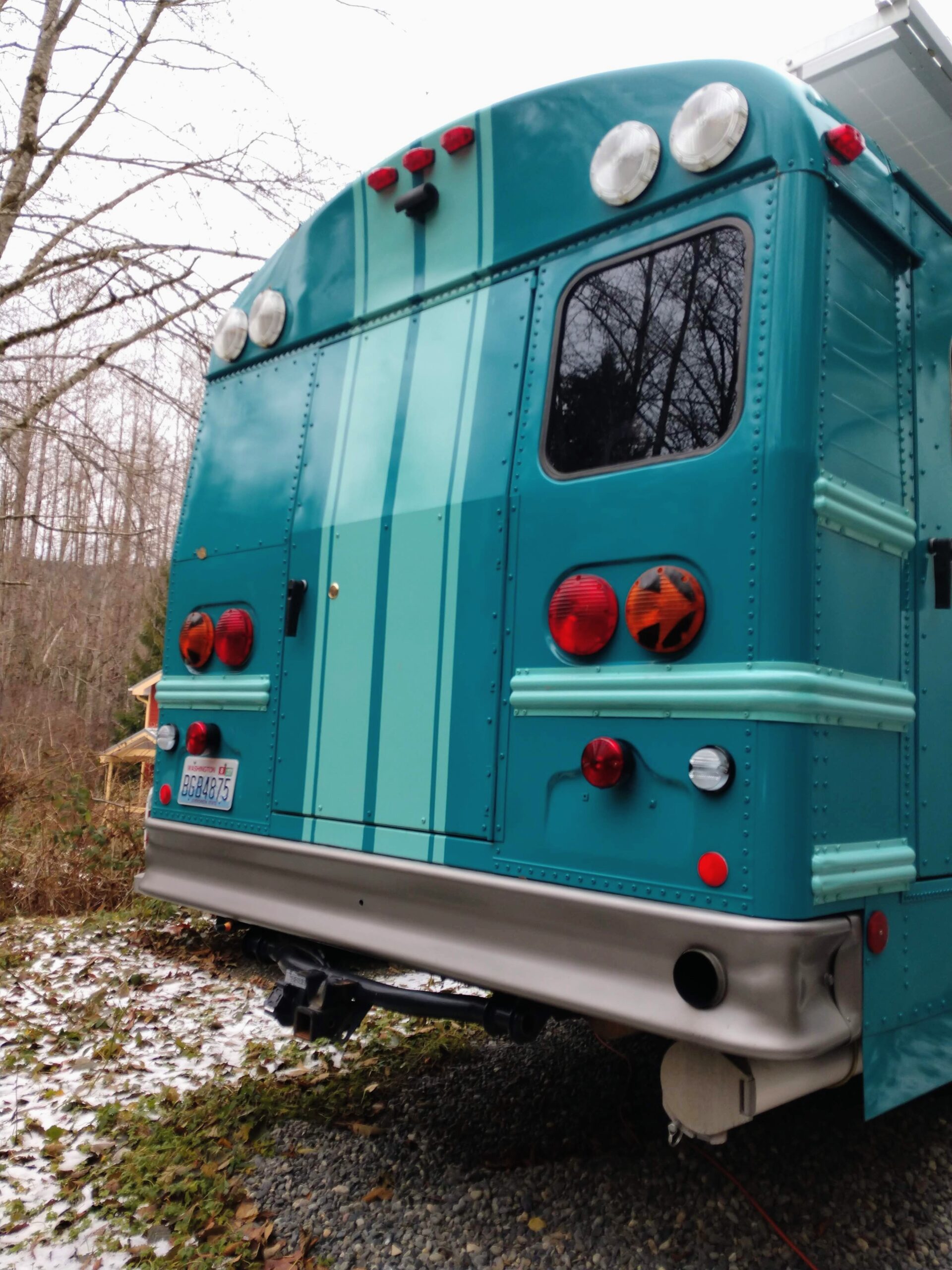 Miles, the Bus – A 28’ 2005 Freightliner/Thomas FS-65 - bus conversion photo
