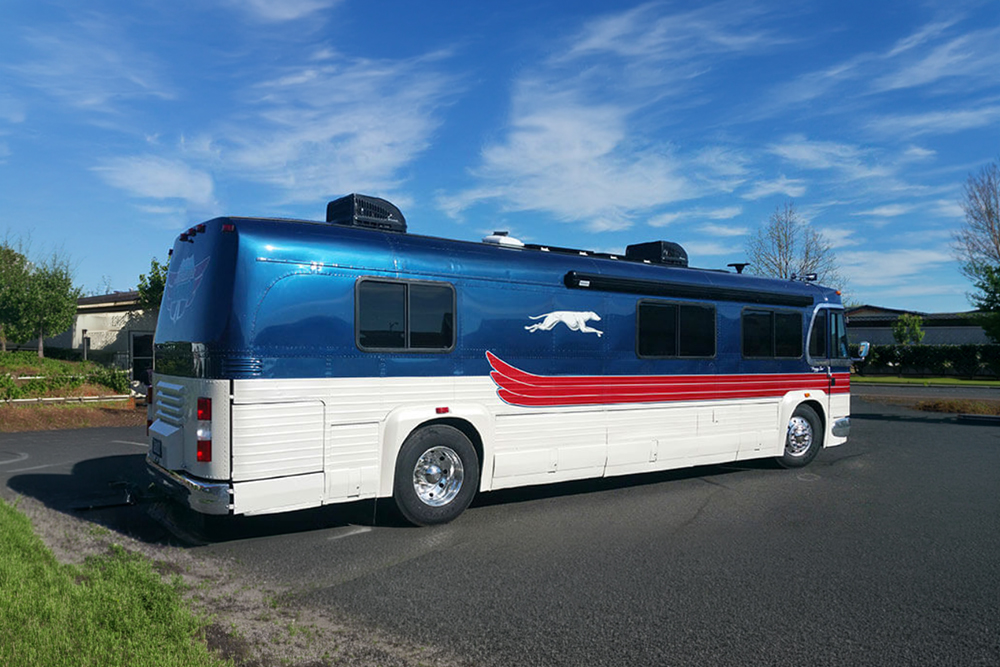 1956 Nostalgic PD 4104 GM Bus