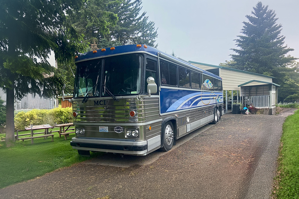 1981 MCI 9 Pawnee Coach