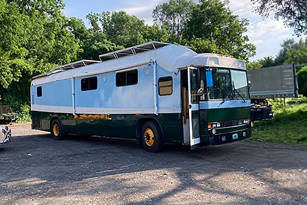 1990 Crown Supercoach II