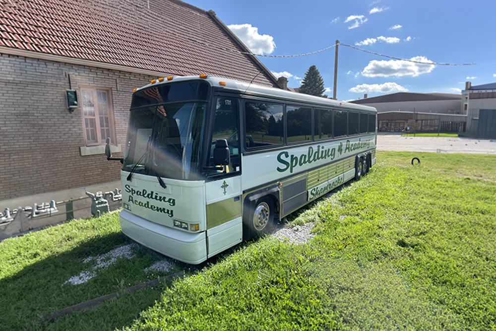 1993 MCI Academy Bus 1