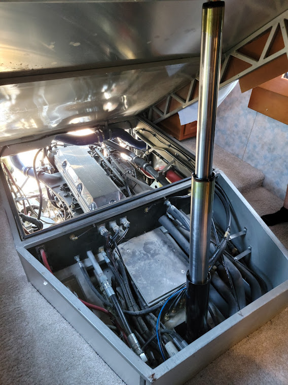 The 3-stage hydraulic cylinder is used as a bed lift.