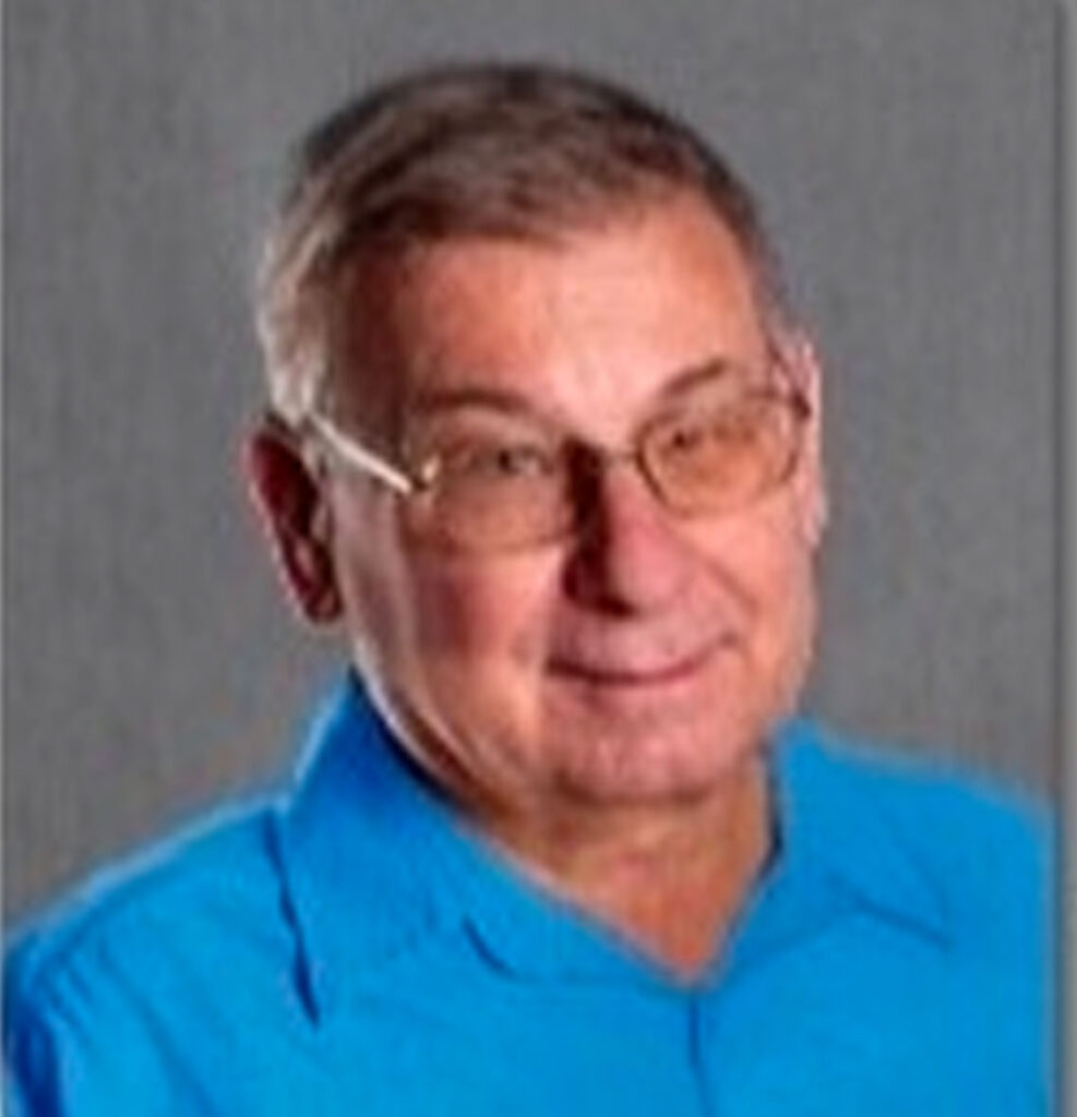 Larry Plachno Bio Pic