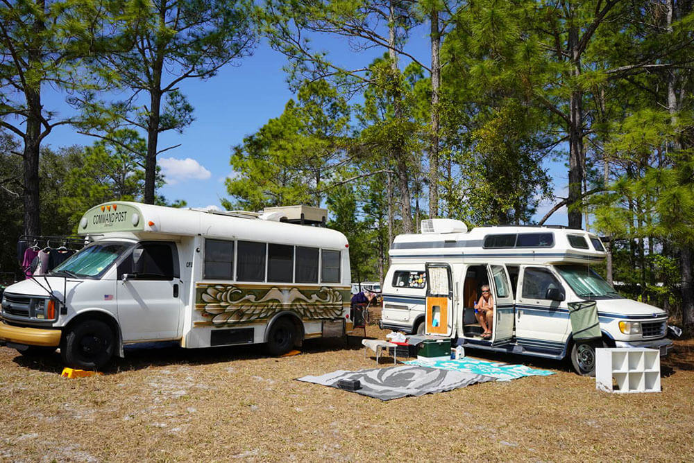 Skoolie Swarm 2022 - bus conversion photo