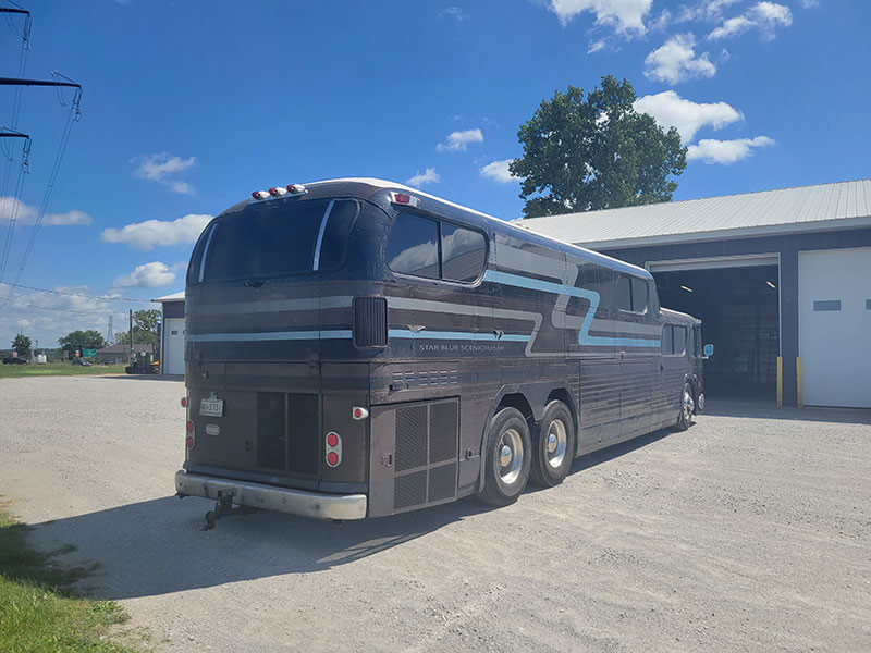 GM PD4501 Scenicruiser-Pic-3