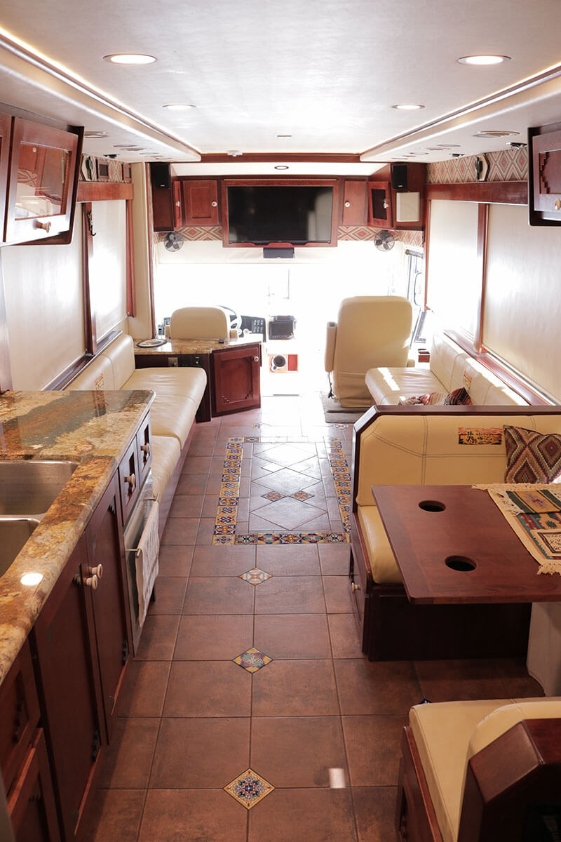 The Saguaro Bus – A 1994 MCI DL3-45 - bus conversion photo