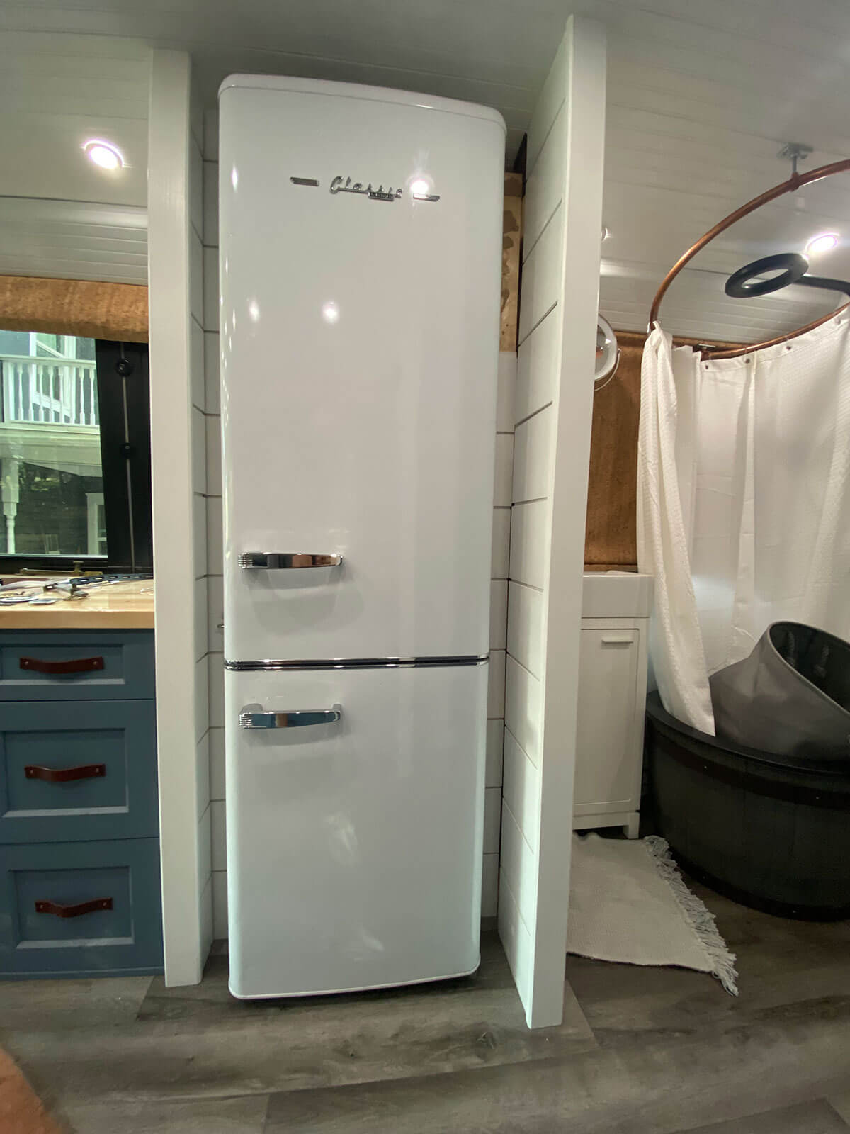 Kruzin’ in the Kraken - A 2013 Thomas Freightliner Skoolie - bus conversion photo