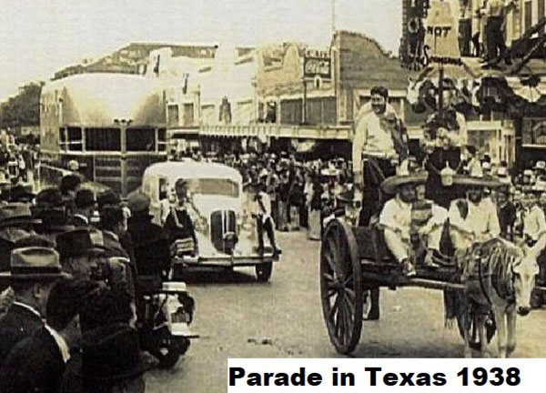 A GM Parade – The Futurliner - bus conversion photo