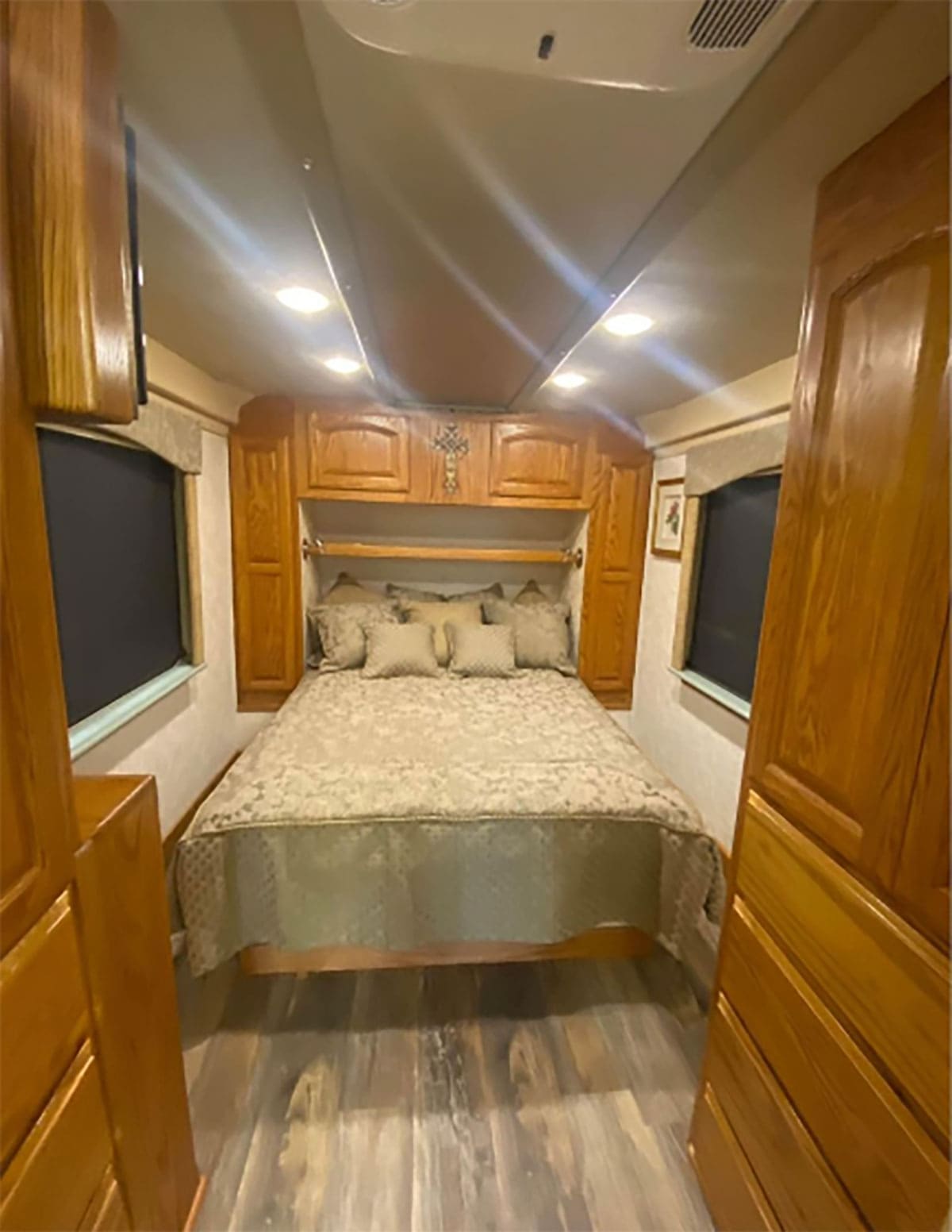 A 1965 Eagle Model 01 Bus Conversion - bus conversion photo