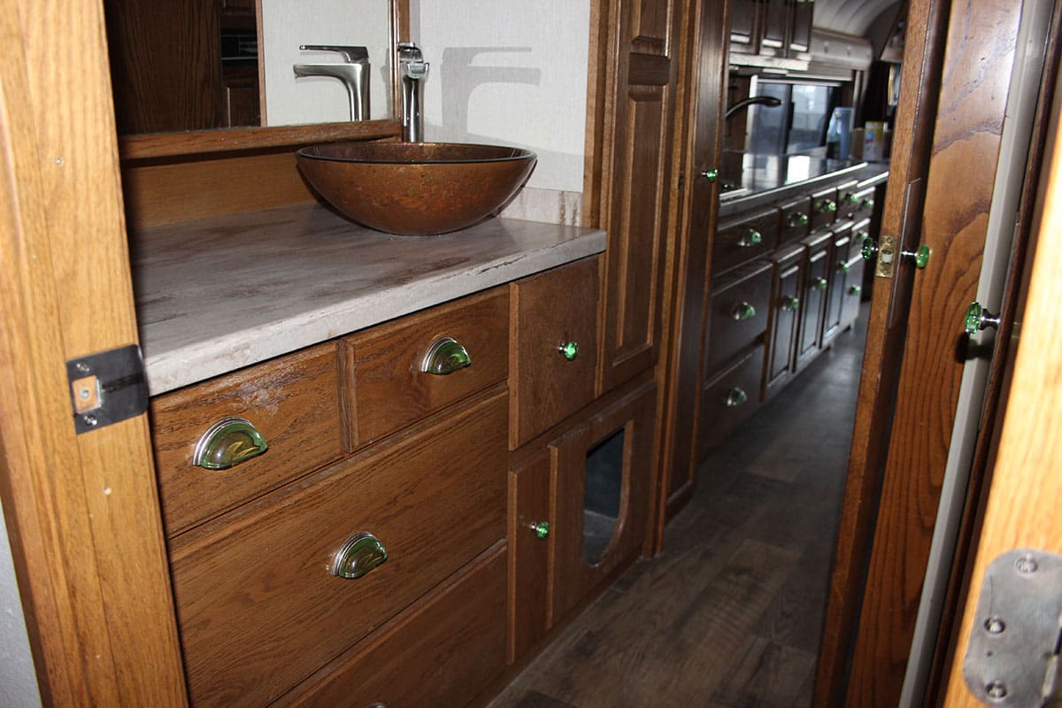 Bathroom-counter-and-Amish-cabinets