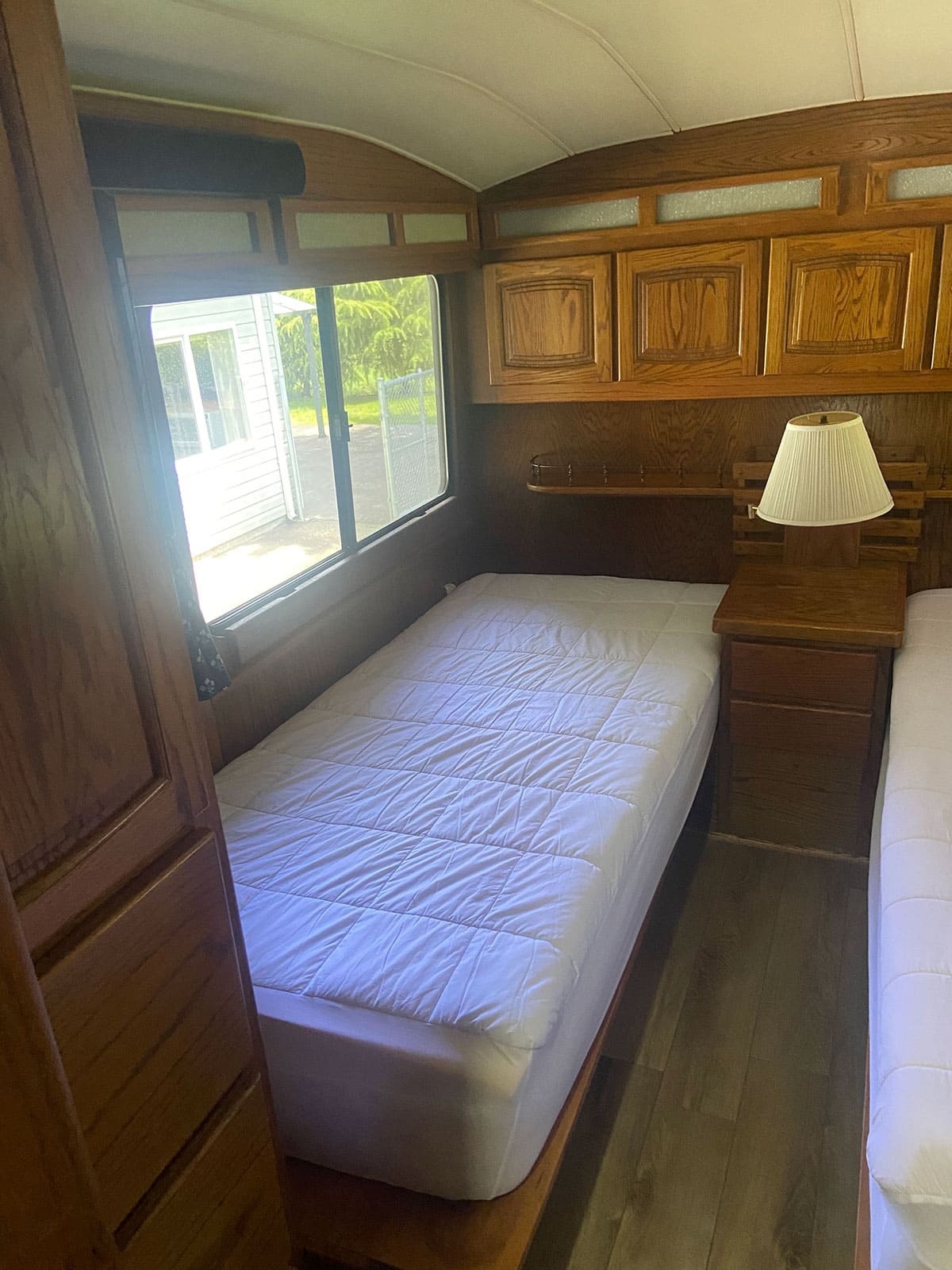 MCI 9 - Pawnee Coach-pic-3