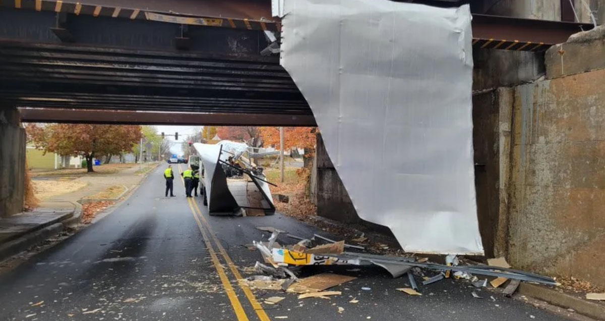 What Bus Conversion Owners Can Learn from Truckers about Route Planning - bus conversion photo