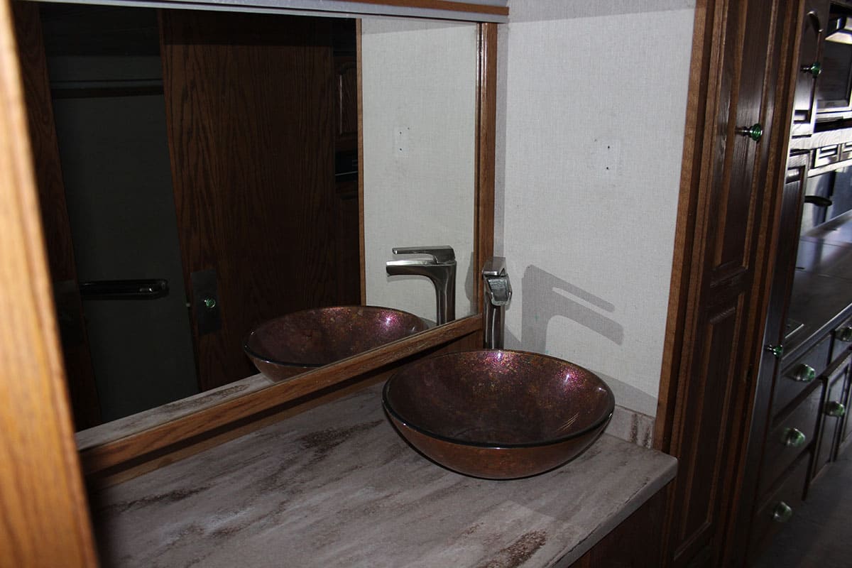 bathroom-sink
